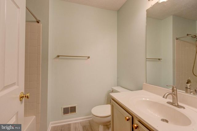 7925 CARRIAGE DR, Severn, MD 21144