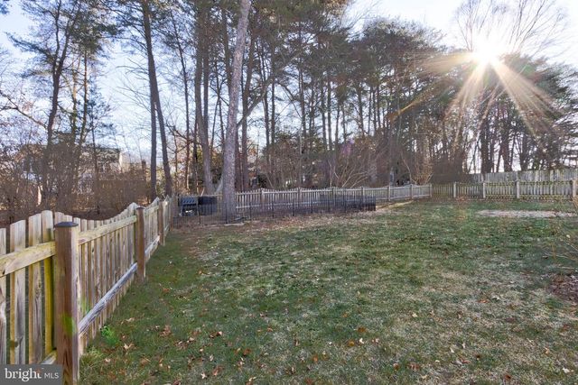 7925 CARRIAGE DR, Severn, MD 21144