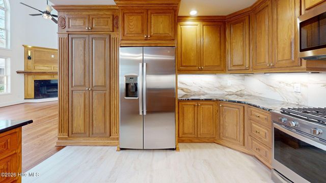 110 Lighthouse Drive, Carolina Beach, NC 28428