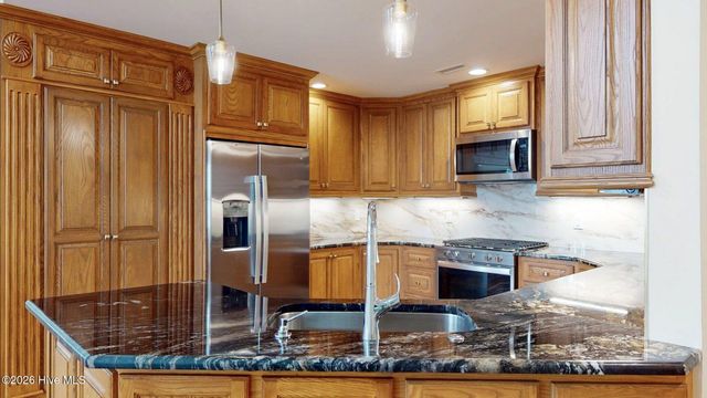 110 Lighthouse Drive, Carolina Beach, NC 28428