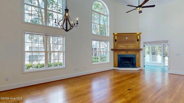 110 Lighthouse Drive, Carolina Beach, NC 28428