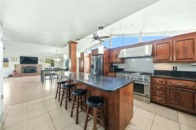 10930 Groveland Avenue, Whittier, CA 90603