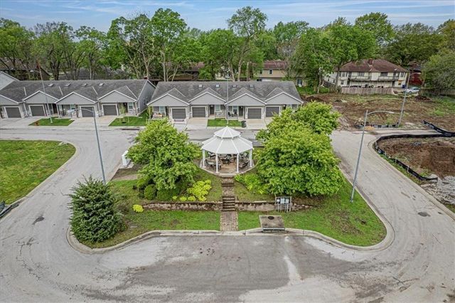 5829 Hunter Court, Raytown, MO 64133