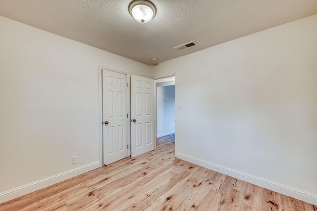 2817 E Indianapolis Avenue, Fresno, CA 93726