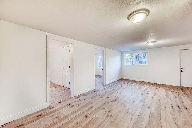 2817 E Indianapolis Avenue, Fresno, CA 93726