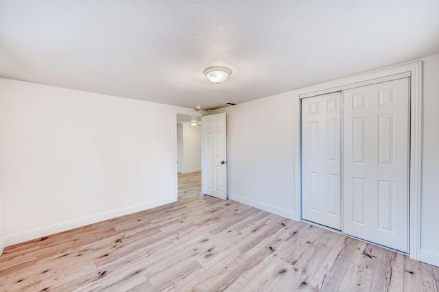 2817 E Indianapolis Avenue, Fresno, CA 93726