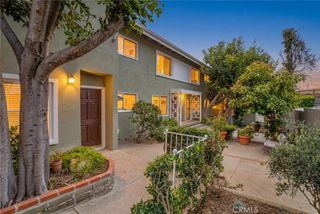 16144 Sunset Boulevard 3, Pacific Palisades, CA 90272
