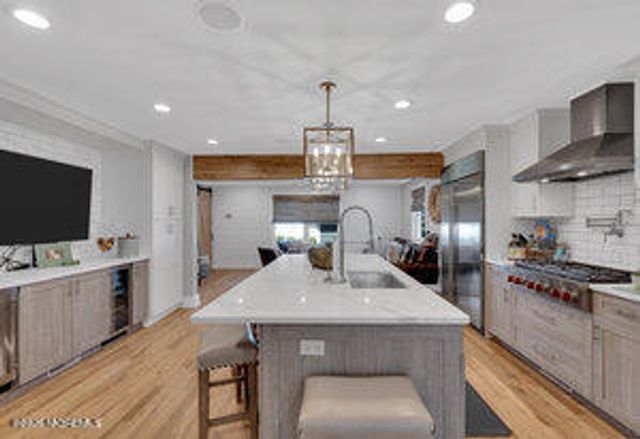 111 Sanborn Avenue, Point Pleasant Beach, NJ 08742