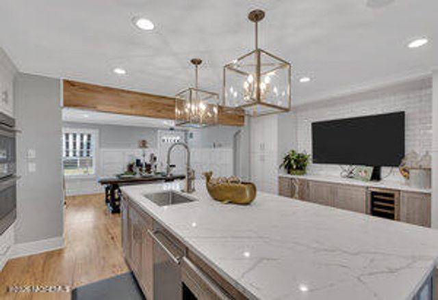 111 Sanborn Avenue, Point Pleasant Beach, NJ 08742