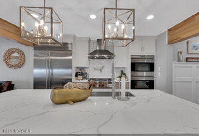 111 Sanborn Avenue, Point Pleasant Beach, NJ 08742