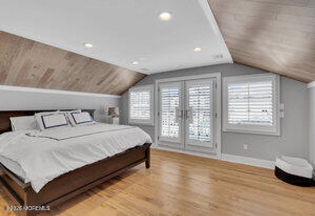 111 Sanborn Avenue, Point Pleasant Beach, NJ 08742