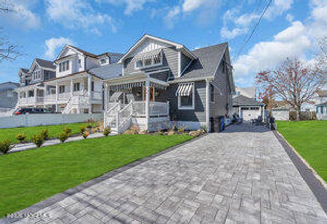 111 Sanborn Avenue, Point Pleasant Beach, NJ 08742