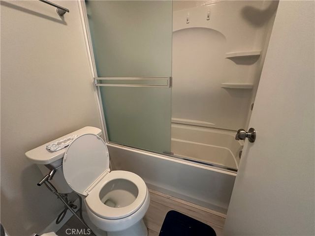 156 Echo Run 70, Irvine, CA 92614