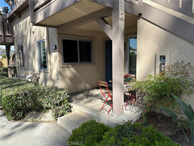 156 Echo Run 70, Irvine, CA 92614