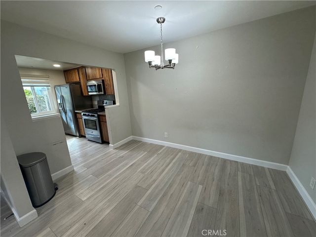 156 Echo Run 70, Irvine, CA 92614