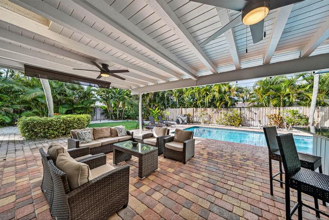 2081 NE 25th Street, Lighthouse Point, FL 33064