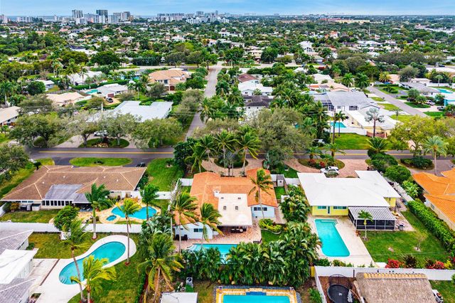 2081 NE 25th Street, Lighthouse Point, FL 33064