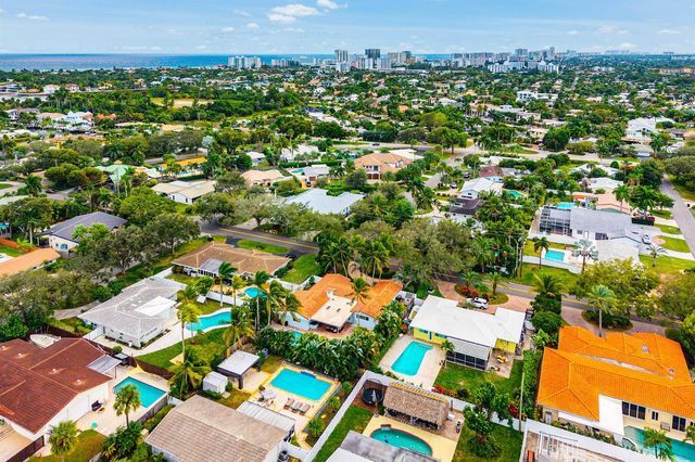 2081 NE 25th Street, Lighthouse Point, FL 33064