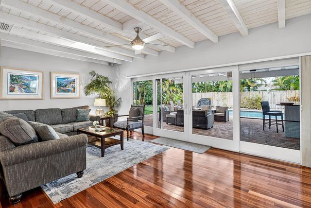 2081 NE 25th Street, Lighthouse Point, FL 33064