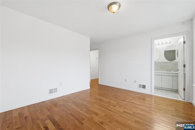 97 N 6th Street, Newark, NJ 07107