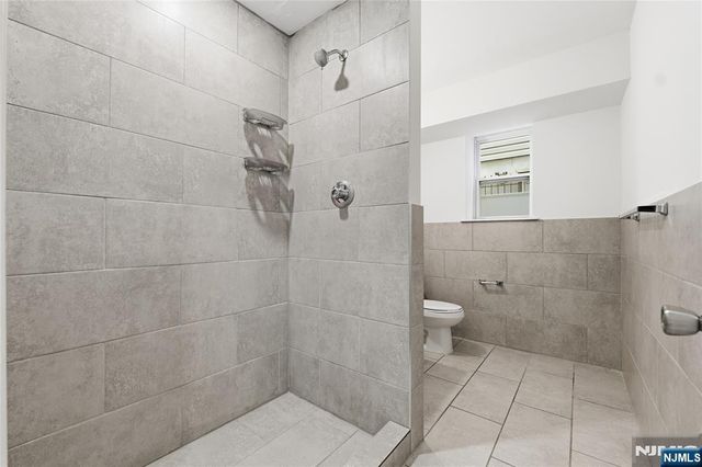 97 N 6th Street, Newark, NJ 07107