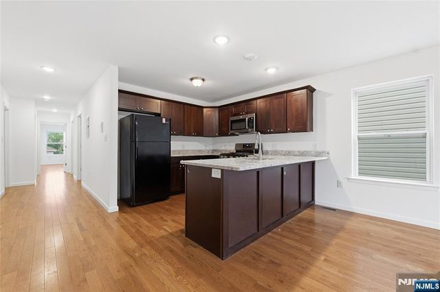 97 N 6th Street, Newark, NJ 07107