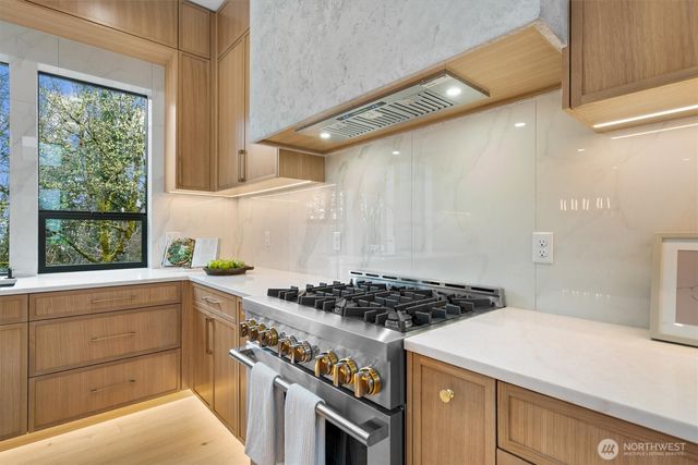 590 W U Street, Camas, WA 98607