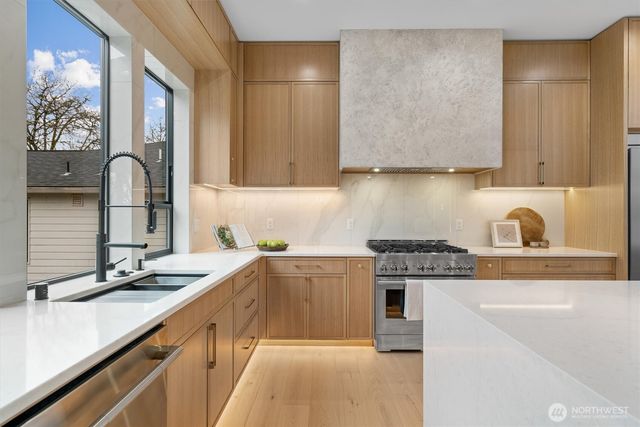 590 W U Street, Camas, WA 98607