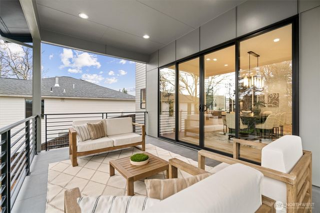 590 W U Street, Camas, WA 98607