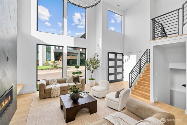 590 W U Street, Camas, WA 98607