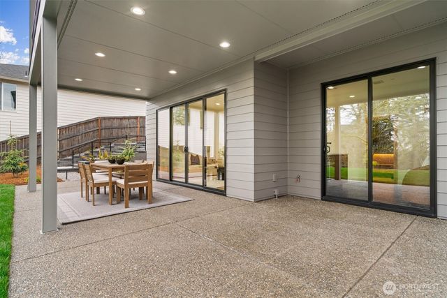 590 W U Street, Camas, WA 98607