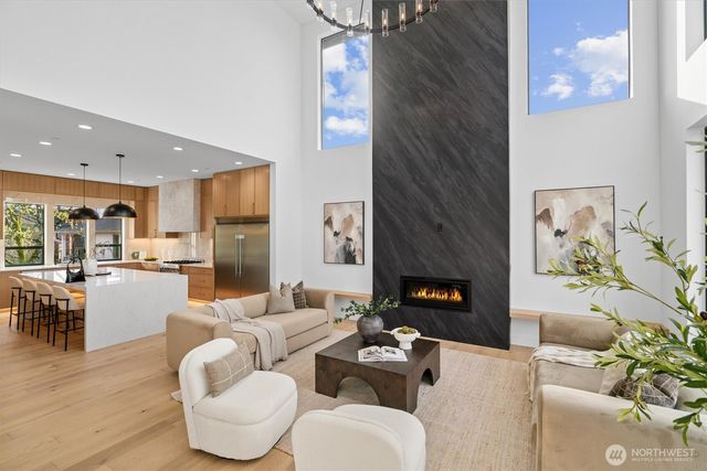 590 W U Street, Camas, WA 98607