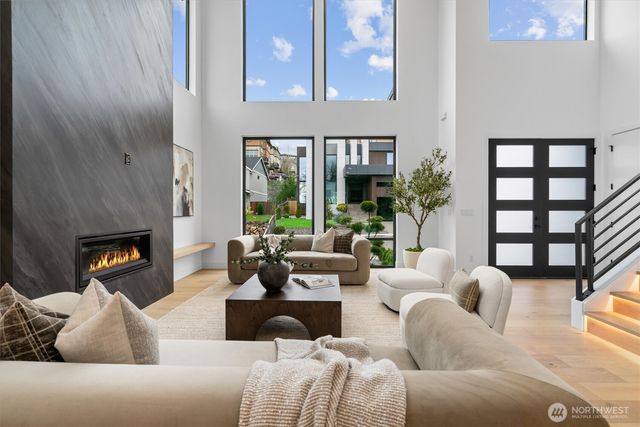 590 W U Street, Camas, WA 98607