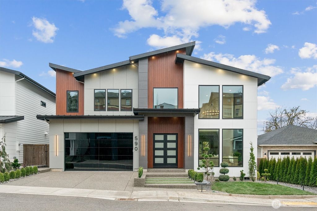 590 W U Street, Camas, WA 98607