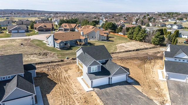 1812-1814 W Kyle Circle, Beloit, WI 53511