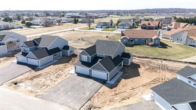 1812-1814 W Kyle Circle, Beloit, WI 53511