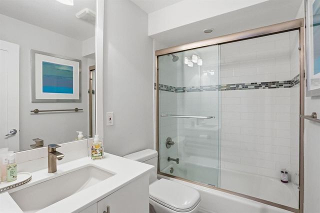 807 NE 1st Street 6w, Delray Beach, FL 33483