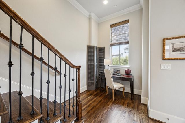 9634 Kings Cross Station, Houston, TX 77045