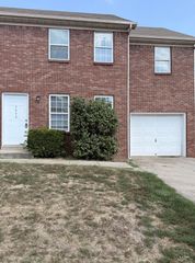 3853 Sugar Creek Drive, Lexington, KY 40517