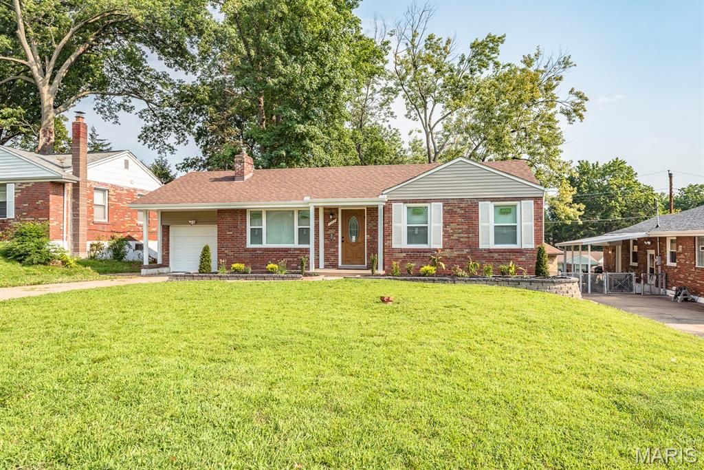 1207 Yukon Drive, St Louis, MO 63137