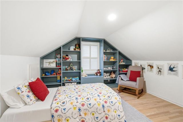 5313 Aberdeen Road, Fairway, KS 66205