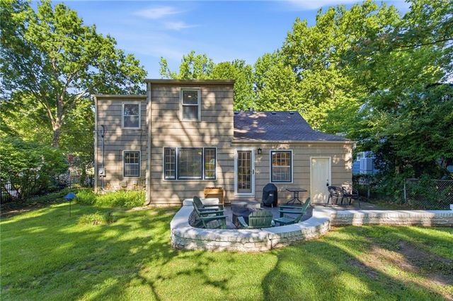 5313 Aberdeen Road, Fairway, KS 66205