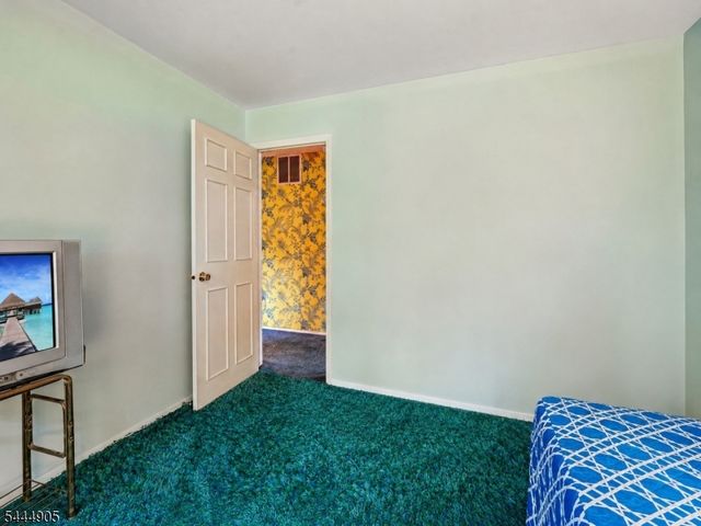 26 Devon Dr, Piscataway Twp., NJ 08854