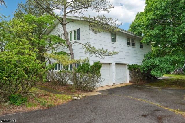 26 Devon Dr, Piscataway Twp., NJ 08854