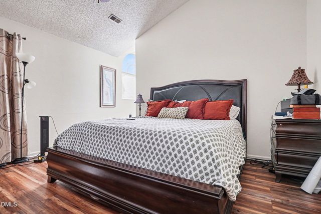 3806 Grey Harbor Drive 204, Raleigh, NC 27616