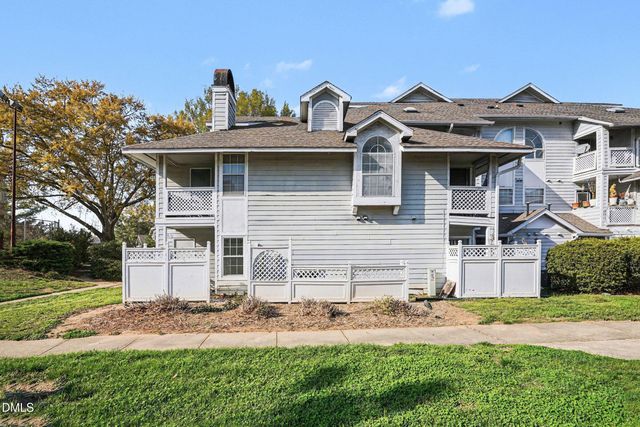 3806 Grey Harbor Drive 204, Raleigh, NC 27616