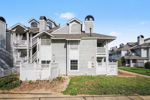 3806 Grey Harbor Drive 204, Raleigh, NC 27616