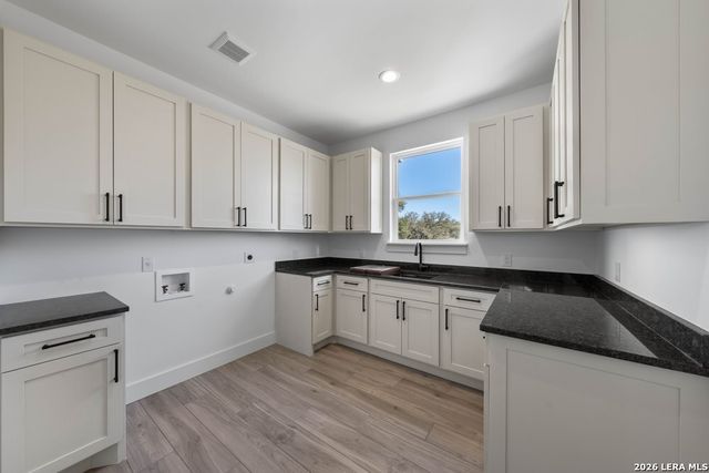 877 Annabelle Ave, Bulverde, TX 78163