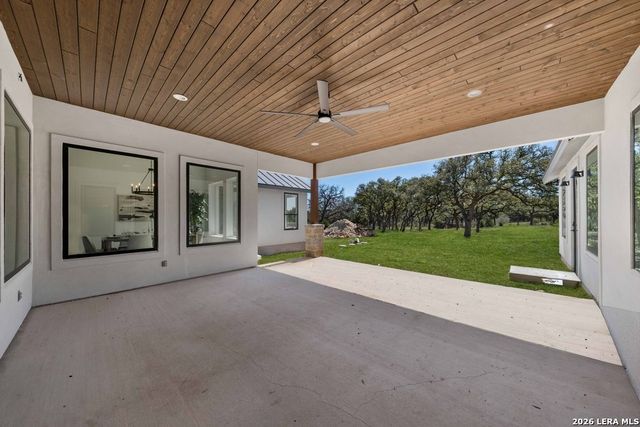 877 Annabelle Ave, Bulverde, TX 78163