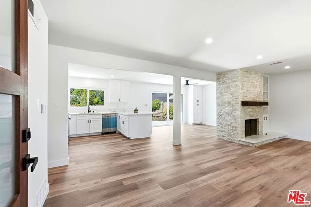 139 Devia Drive, Newbury Park, CA 91320